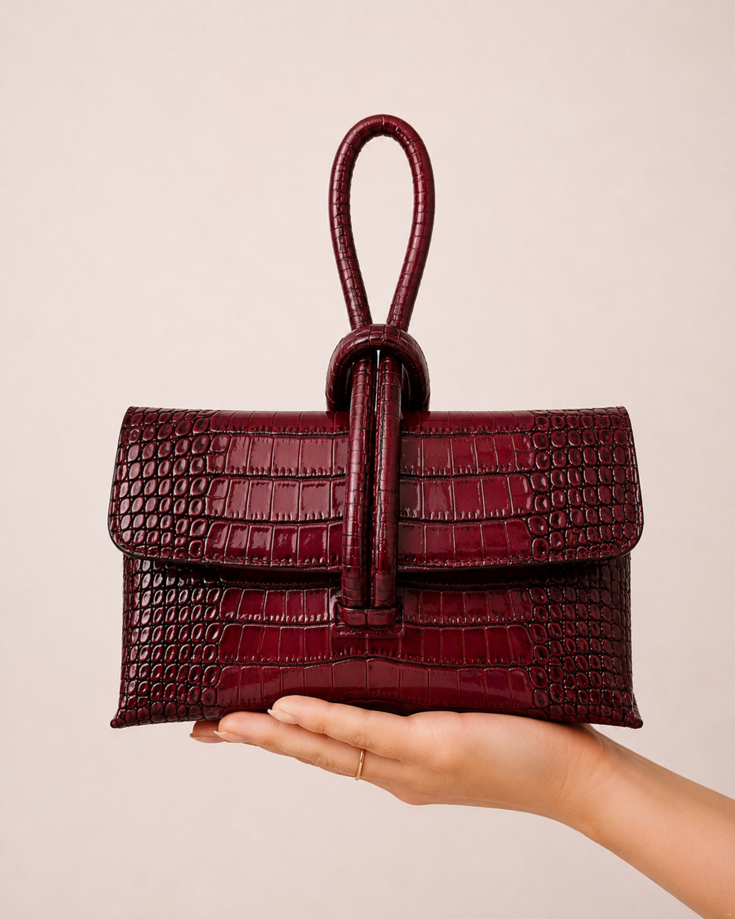 Joie Croc Clutch